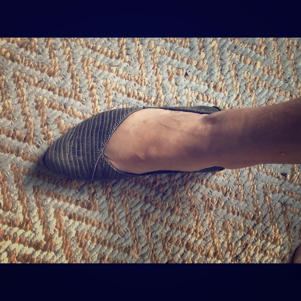 Cute flats; army green